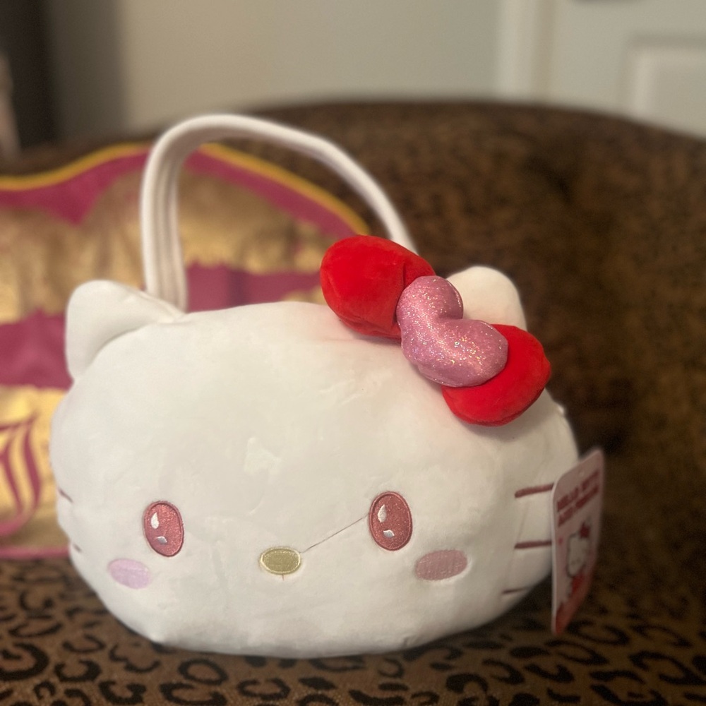 Hello Kitty Plush Handbag with Red Bow
